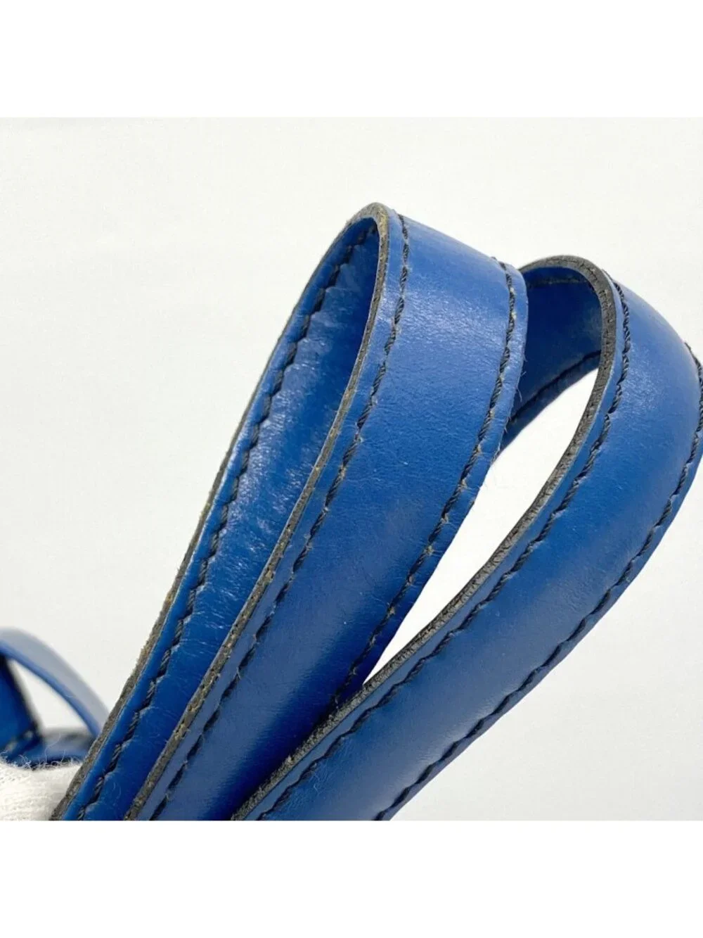 Louis Vuitton Shoulder Bag Epi Randonnee GM Toledo Blue